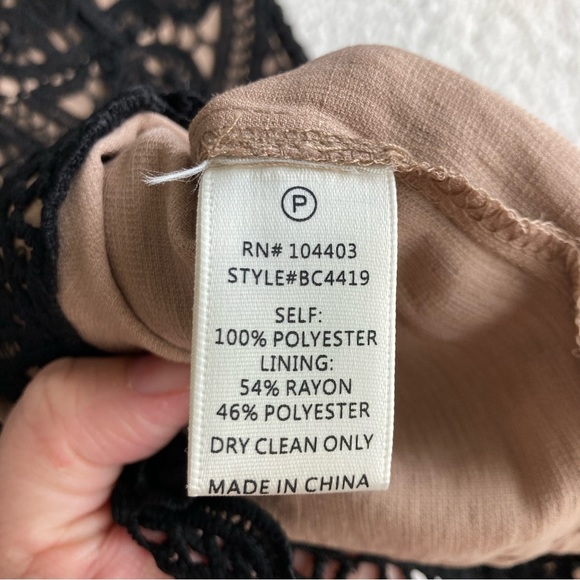 J.O.A. Los Angeles Women's black crochet lace overlay short sleeve dress, Sz S - Picture 10 of 17